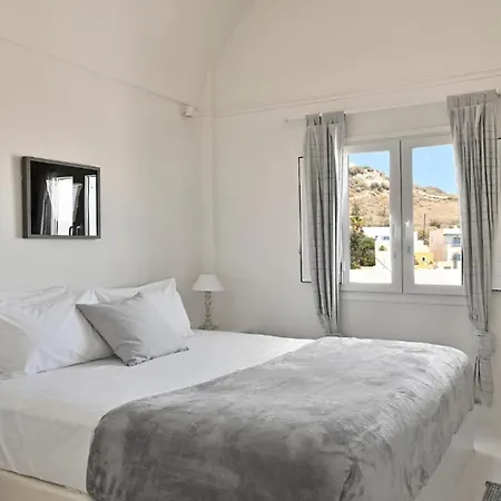 빌라 Delightful Santorini Villas | 4 Bedrooms | Killua | Spacious Terraces With Hot Tubs | *