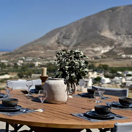 Delightful Santorini Villas | 4 Bedrooms | Killua | Spacious Terraces With Hot Tubs | *