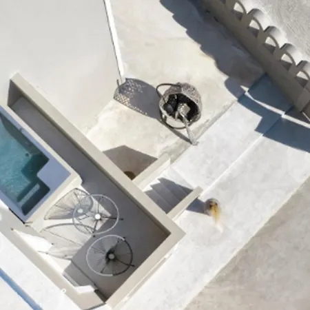 Delightful Santorini Villas | 4 Bedrooms | Killua | Spacious Terraces With Hot Tubs | Βίλα